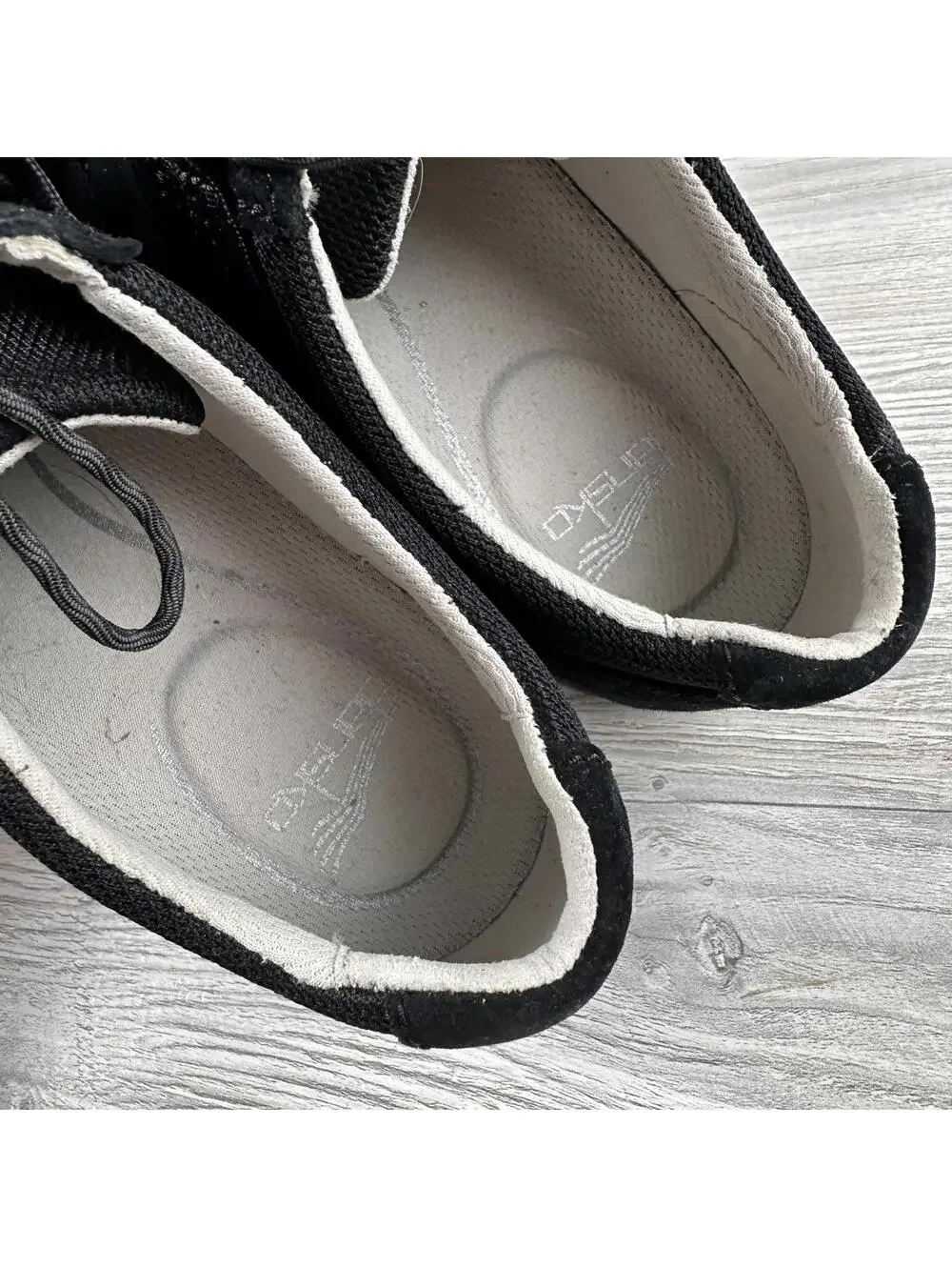 Dansko Henriette Women's Comfort Sneaker Size (38) 7.5-8 Black Suede Bungee Lace